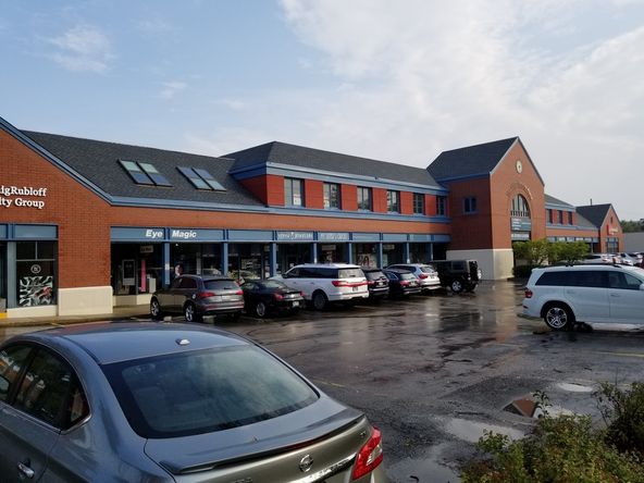 The Shops On Elm Place: 607 Elm Pl, Highland Park, IL 60035